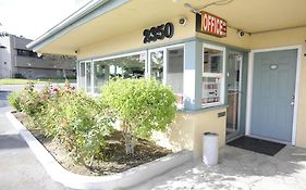 Victoria Motel